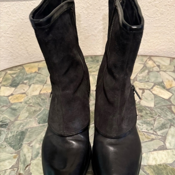 Lover's Spat - Picture 4 of 8